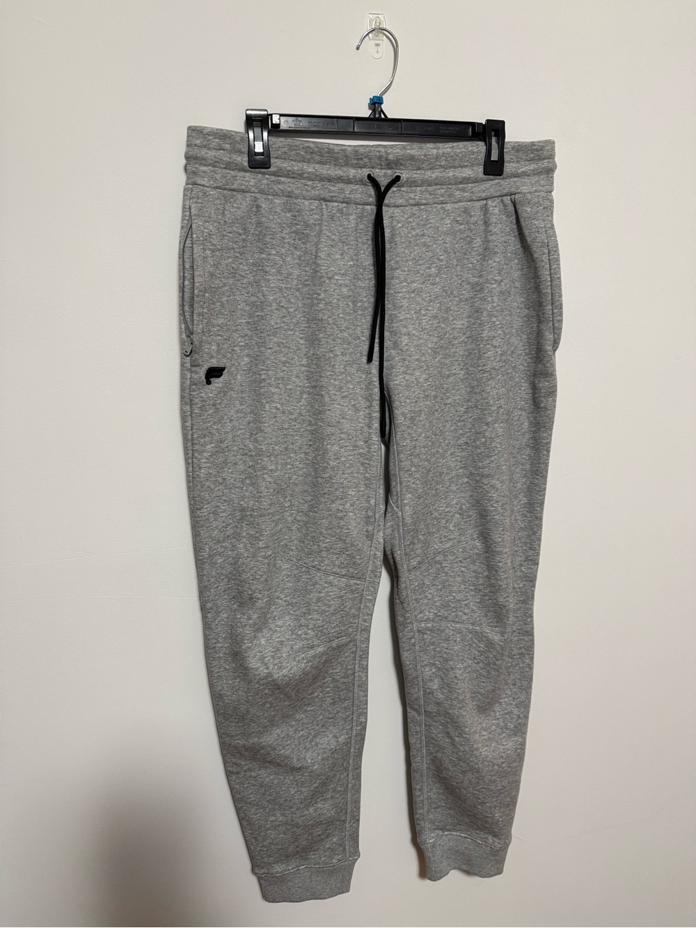 Fabletics Men's Heather Gray Jogger Sweatpants with Black Drawstring